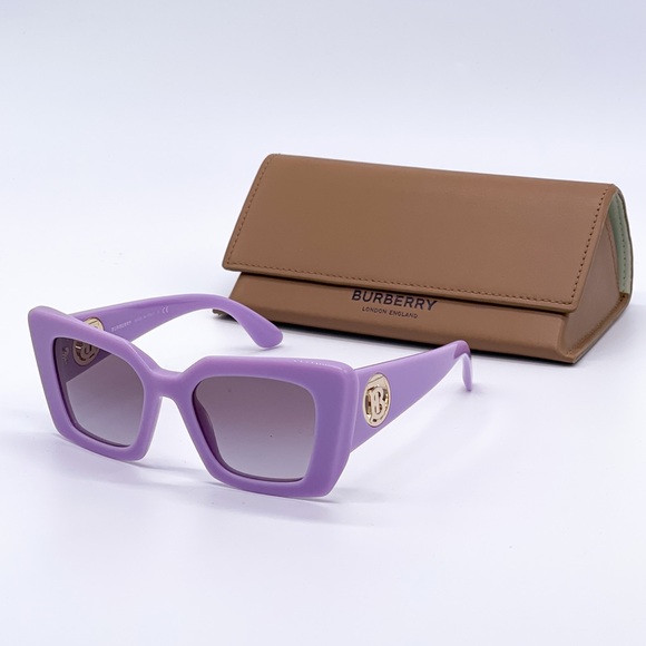 Burberry Accessories New Burberry Daisy Be4344 39411 Sunglasses
